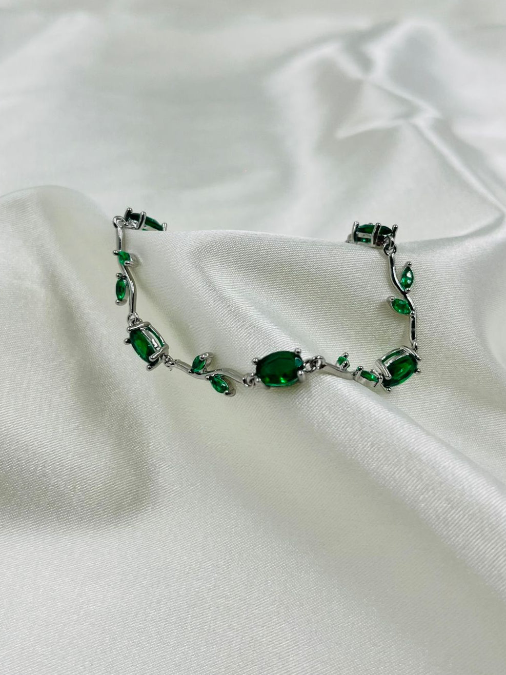 pulcera tulipan + Aretes